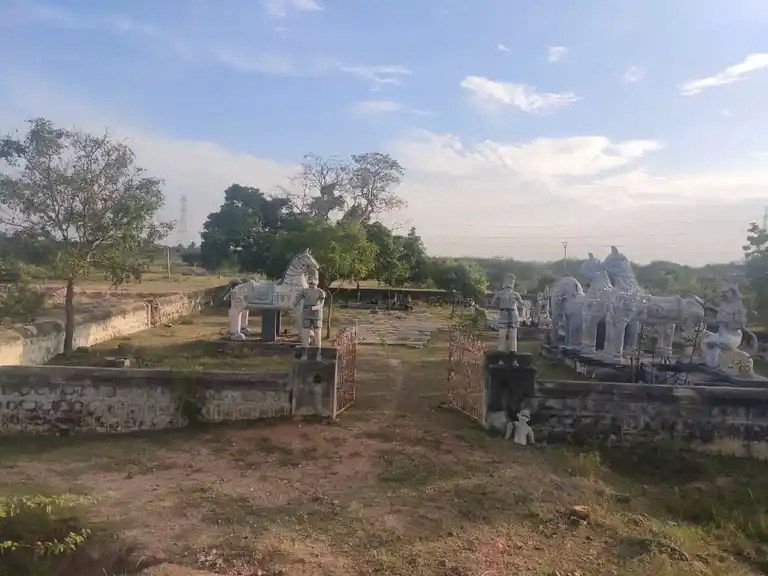 Arulmigu Iyyanar Temple, T.Konalavaadi, T.Konalavaadi - 605803 அருள்மிகு விநாயகர், அய்யனார் திருக்கோயில், T.Konalavaadi, T.Konalavaadi - 605803, Viluppuram - Ancient Temple Architecture and History Image 11