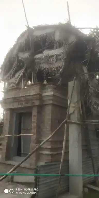 Arulmigu Iyyanar Temple, T.Mazhavarayanallur - 607203 Arulmigu Iyyanar Temple, T.Mazhavarayanallur - 607203, Viluppuram - Ancient Temple Architecture and History Image 3