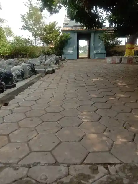 Arulmigu Iyyanar Temple, T.Pudupalaiyam - 605803 அருள்மிகு அய்யனார் திருக்கோயில், T.Pudupalaiyam - 605803, Viluppuram - Ancient Temple Architecture and History Image 4