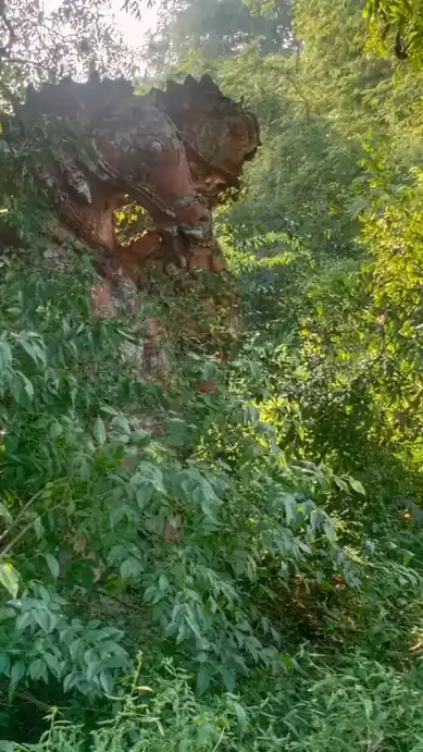 Arulmigu Iyyanar Temple, Thaandavasamuthiram, Thaandavasamuthiram - 604151 Arulmigu Iyyanar Temple, Thaandavasamuthiram, Thaandavasamuthiram - 604151, Viluppuram - Ancient Temple Architecture and History Image 2