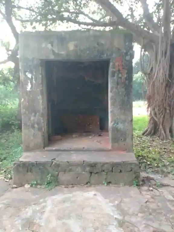 Arulmigu Iyyanar Temple, Thazhampattu - 607106