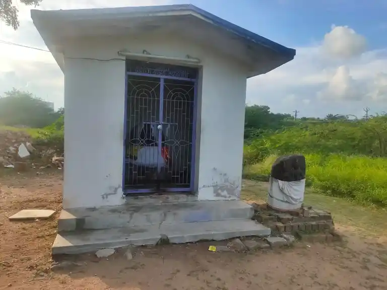 Arulmigu Iyyanar Temple, U.Keeranur, Ulundurpet - 606107 அருள்மிகு அய்யனார் திருக்கோயில், U.Keeranur, Ulundurpet - 606107, Kallakurichi - Ancient Temple Architecture and History Image 4