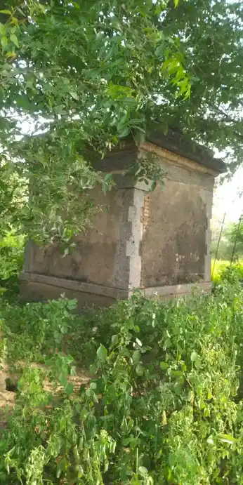 Arulmigu Iyyanar Temple, Udhayamaampattu - 606206 Temple