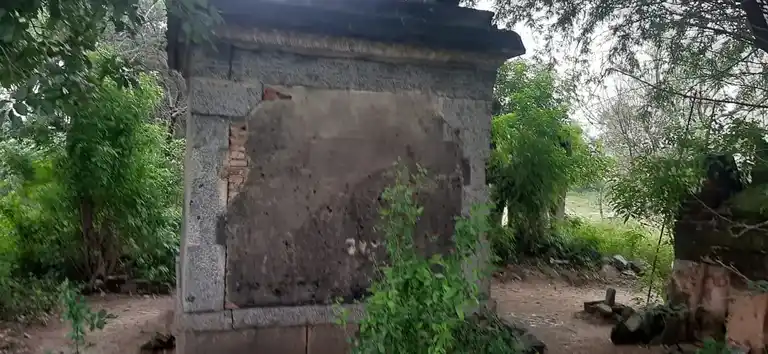 Arulmigu Iyyanar Temple, Udhayamaampattu - 606206 அருள்மிகு அய்யனார் திருக்கோயில், Udhayamaampattu - 606206, Kallakurichi - Ancient Temple Architecture and History Image 2