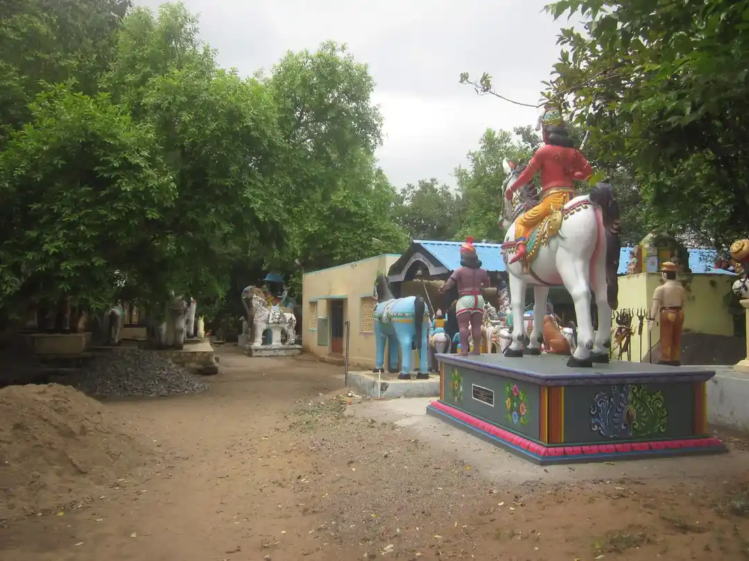 Arulmigu Iyyanar Temple, Vadapoondi - 606107 அருள்மிகு அய்யனார் திருக்கோயில், Vadapoondi - 606107, Kallakurichi - Ancient Temple Architecture and History Image 2