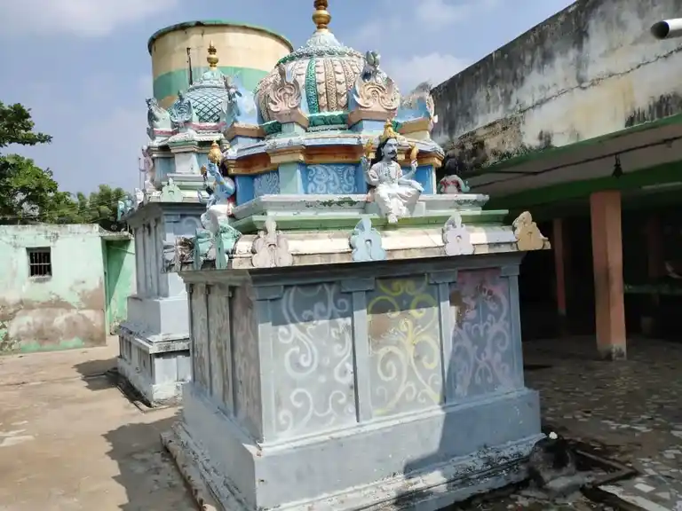 Arulmigu Iyyanar Temple, Valaiyaampattu - 607203 அருள்மிகு அய்யனார் திருக்கோயில், Valaiyaampattu - 607203, Viluppuram - Ancient Temple Architecture and History Image 2
