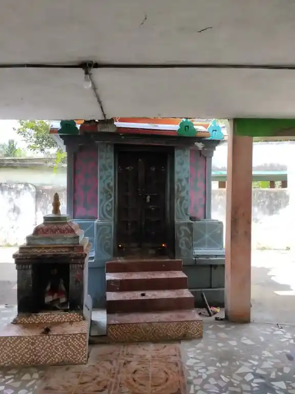 Arulmigu Iyyanar Temple, Valaiyaampattu - 607203 அருள்மிகு அய்யனார் திருக்கோயில், Valaiyaampattu - 607203, Viluppuram - Ancient Temple Architecture and History Image 8