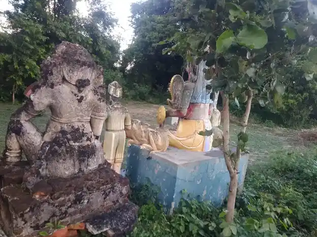 Arulmigu Iyyanar Temple, Yesaalam - 605203 அருள்மிகு அய்யனார், பிடாரி திருக்கோயில், Yesaalam - 605203, Viluppuram - Ancient Temple Architecture and History Image 4