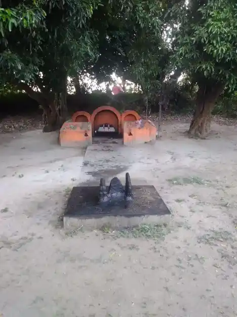 Arulmigu Iyyanar Temple, Yesaalam - 605203 அருள்மிகு அய்யனார், பிடாரி திருக்கோயில், Yesaalam - 605203, Viluppuram - Ancient Temple Architecture and History Image 5