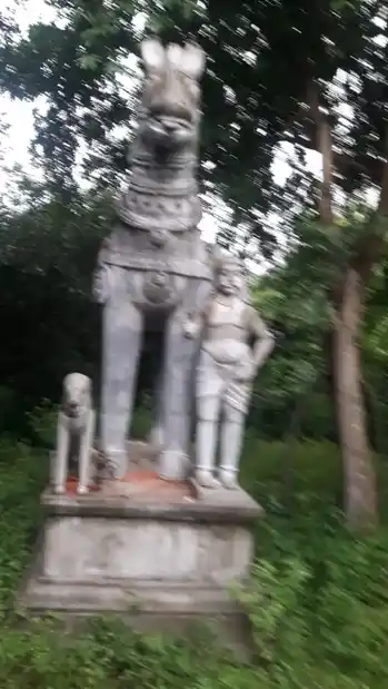 Arulmigu Iyyannar Temple, Karuvepilangurichi - 606110