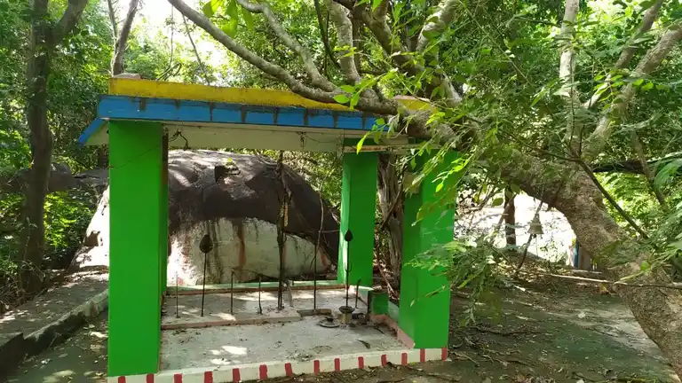 Arulmigu Jadamuni Temple, Chokkampatti - 625103 அருள்மிகு ஜடாமுனி திருக்கோயில், Chokkampatti - 625103, Madurai - Ancient Temple Architecture and History Image 2