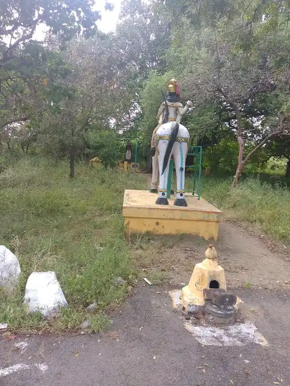 Arulmigu Jadamuniyappan Temple, Muthukappatty - 637405 அருள்மிகு ஜடாமுனியப்பன் திருக்கோயில், Muthukappatty - 637405, Namakkal - Ancient Temple Architecture and History Image 2