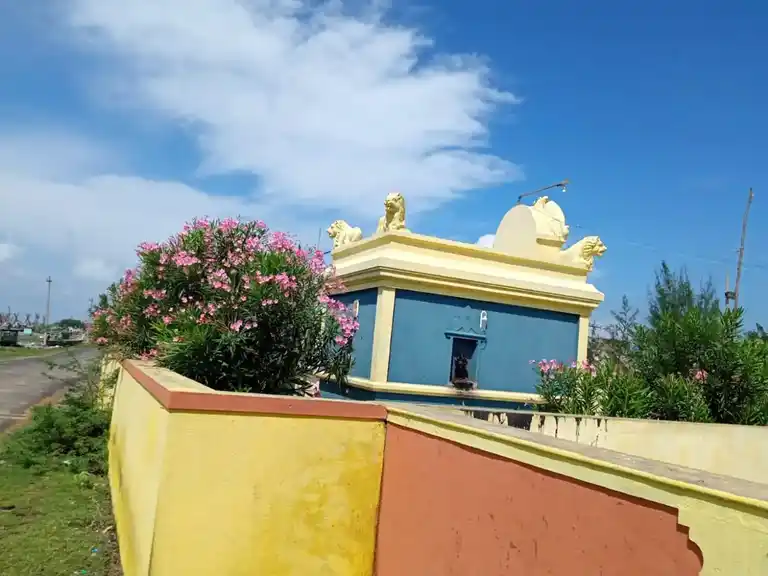 Arulmigu Jadarayasami Temple, Jadarayasami Temple, Area, Pazhaverkadu - 601204 Arulmigu Jadarayasami Temple, Jadarayasami Templearea, Pazhaverkadu - 601204, Tiruvallur - Ancient Temple Architecture and History Image 3