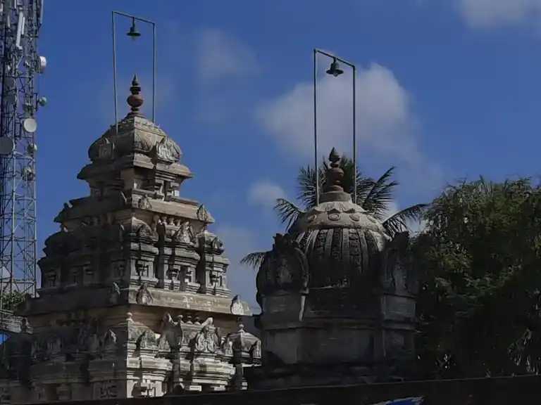 Arulmigu Jaganadheeswarar Temple, Valavanur - 605108 அருள்மிகு ஜெகன்னாதீஸ்வரர் திருக்கோயில், வளவனூர் - 605108, Viluppuram - Ancient Temple Architecture and History Image 2