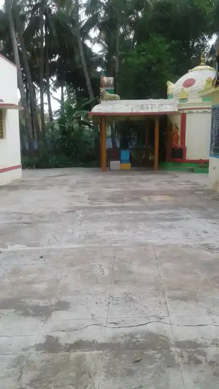 Arulmigu Jakkalamman Temple, Melachokkanathapuram - 625582 அருள்மிகு ஜக்காலம்மன் திருக்கோயில், Melachokkanathapuram - 625582, Theni - Ancient Temple Architecture and History Image 3