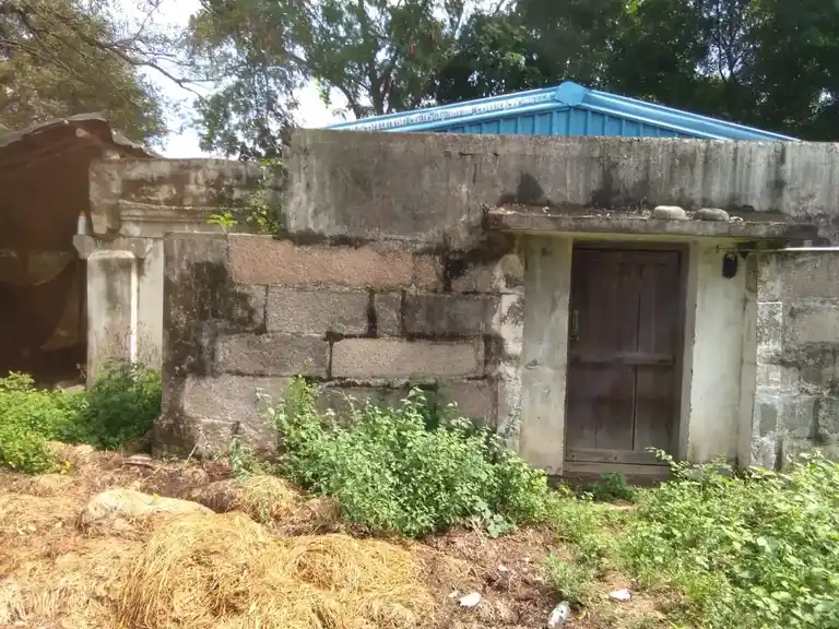 Arulmigu Jalanatheeswar Temple, Thakkolam - 631151 Temple