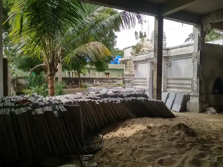 Arulmigu Jalathuvazhiyamman Temkple, Kumarakuppam - 605108 அருள்மிகு ஜலத்துவாழியம்மன் திருக்கோயில், Kumarakuppam - 605108, Viluppuram - Ancient Temple Architecture and History Image 2