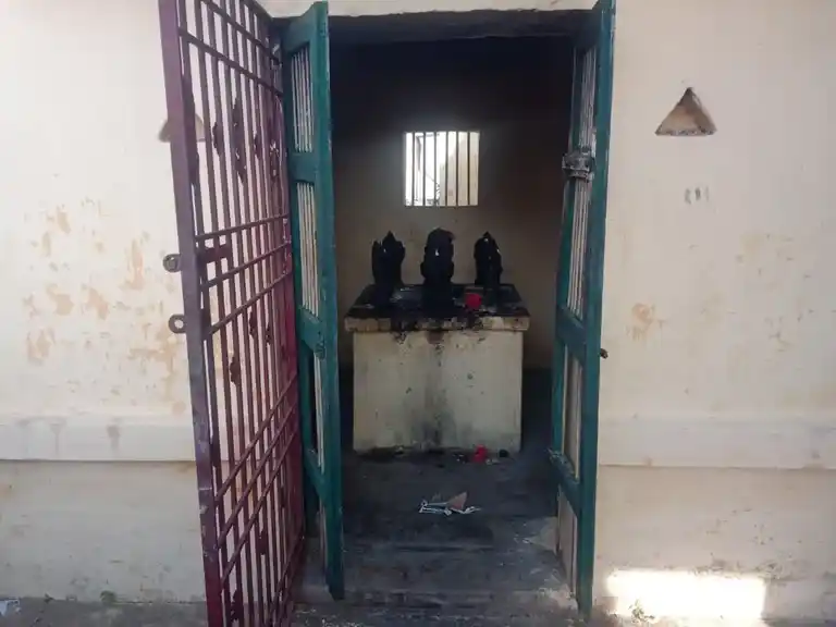 Arulmigu Jambunatheshwarar Temple, Melottivakkam - 631551 அருள்மிகு ஜம்புநாதீஸ்வரர் திருக்கோயில்,  - 631551, Kancheepuram - Ancient Temple Architecture and History Image 3