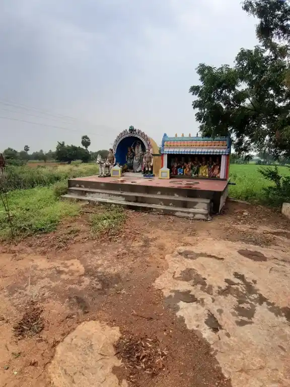 Arulmigu Jambuthurai Kannimaar Temple, A.Vellodu - 624307 அருள்மிகு ஜம்புத்துலை கன்னிமார் கோயில், A.Vellodu - 624307, Dindigul - Ancient Temple Architecture and History Image 5