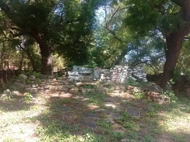 Arulmigu Jampalaperumal Temple, Near Iiandiagoundanur, Andiagoundanur - 642128 அருள்மிகு ஜம்பலப்பெருமாள் திருக்கோயில், Near Iiandiagoundanur, Andiagoundanur - 642128, Tiruppur - Ancient Temple Architecture and History Image 3