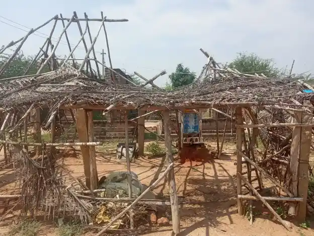 Arulmigu Jampulinga Sivasubramaniyaswamy Temple, Aaladikkaadu - 622202 அருள்மிகு ஜம்புலிங்க சிவசுப்பிரமணியசுவாமி திருக்கோயில், Aaladikkaadu - 622202, Pudukkottai - Ancient Temple Architecture and History Image 2