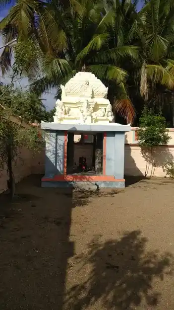 Arulmigu Jangala Parameshwariamman Temple, Thamaraikulam - 624615 அருள்மிகு ஐங்கல பரமேசுவரியம்மன் திருக்கோயில், Thamaraikulam - 624615, Dindigul - Ancient Temple Architecture and History Image 4