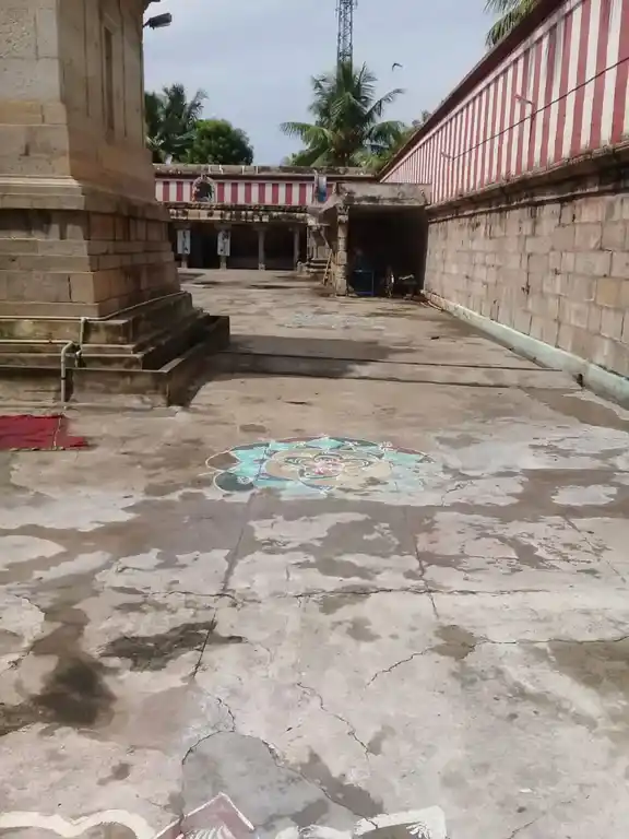 Arulmigu Jayankondanathaswamy Temple, Mannargudi - 614001 அருள்மிகு ஜெயங்கொண்டநாதர் திருக்கோயில், மன்னார்குடி - 614001, Thiruvarur - Ancient Temple Architecture and History Image 2