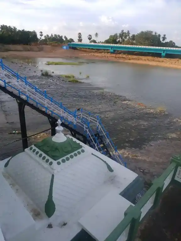 Arulmigu Jeyaveera Hanumar Temple, Kollidam River, Kallanai - 613102 அருள்மிகு ஜெயவீரா ஹனுமார் கோவில், கொல்லிடம் ஆறு, Kallanai - 613102, Thanjavur - Ancient Temple Architecture and History Image 2