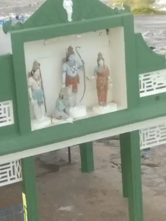 Arulmigu Jeyaveera Hanumar Temple, Kollidam River, Kallanai - 613102 அருள்மிகு ஜெயவீரா ஹனுமார் கோவில், கொல்லிடம் ஆறு, Kallanai - 613102, Thanjavur - Ancient Temple Architecture and History Image 4