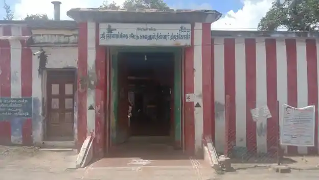 Arulmigu Kaalakatheeswarar Temple, Thenkarai, Periyakulam - 625601 Arulmigu Kaalakatheeswarar Temple, Thenkarai, Periyakulam - 625601, Theni - Ancient Temple Architecture and History Image 6