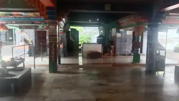 Arulmigu Kaalakatheeswarar Temple, Thenkarai, Periyakulam - 625601 Arulmigu Kaalakatheeswarar Temple, Thenkarai, Periyakulam - 625601, Theni - Ancient Temple Architecture and History Image 7