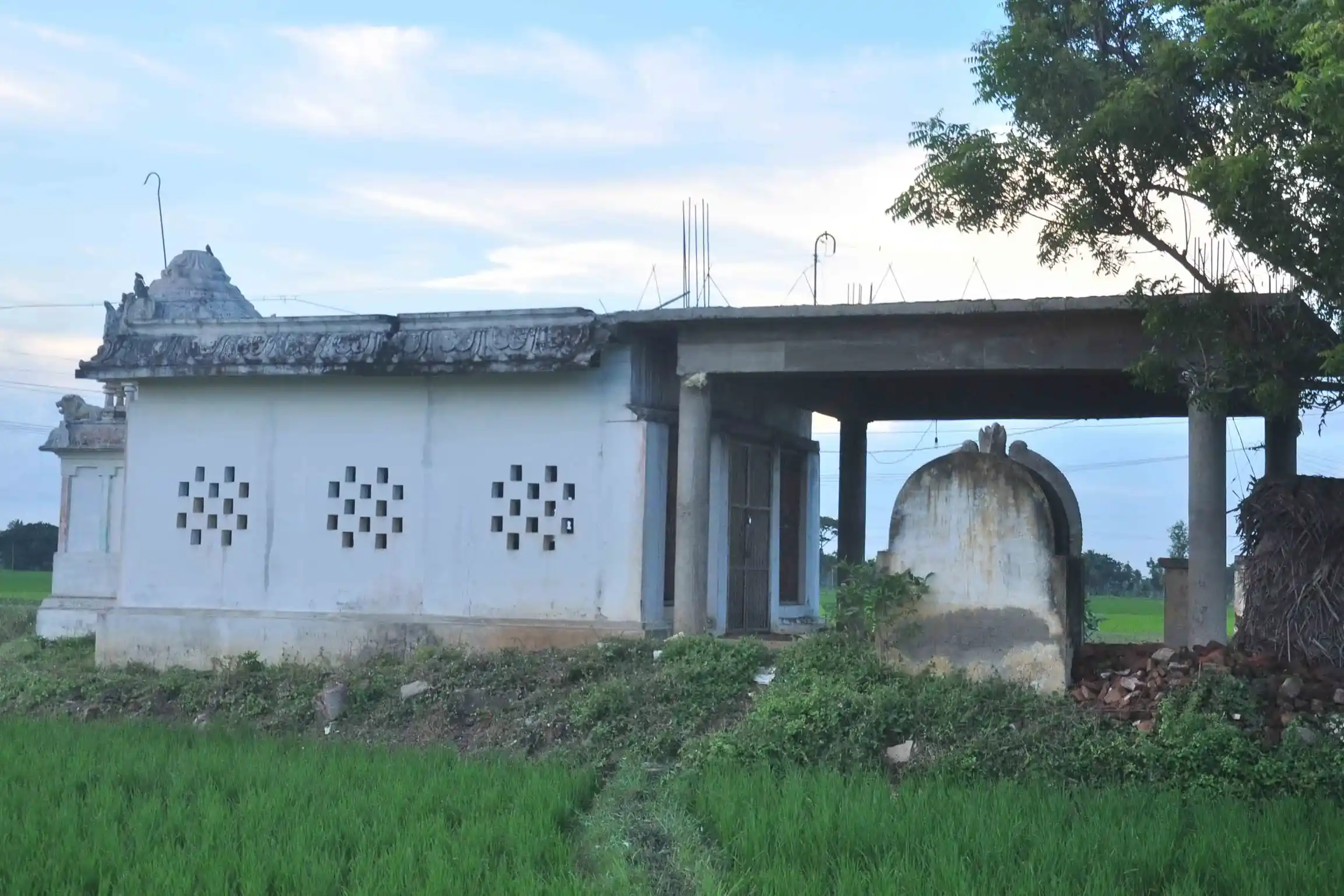 Arulmigu Kaaliyamman Temple, Asikadu - 609806 அருள்மிகு காளியம்மன் திருக்கோயில், Asikadu - 609806, Mayiladuthurai - Ancient Temple Architecture and History Image 4