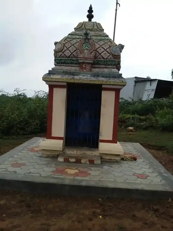 Arulmigu Kaaradi Karupparemple, Kumarapatti - 621307 Arulmigu Kaaradi karupparemple, Kumarapatti, Kumarapatti - 621307, Thiruchirappalli - Ancient Temple Architecture and History Image 3