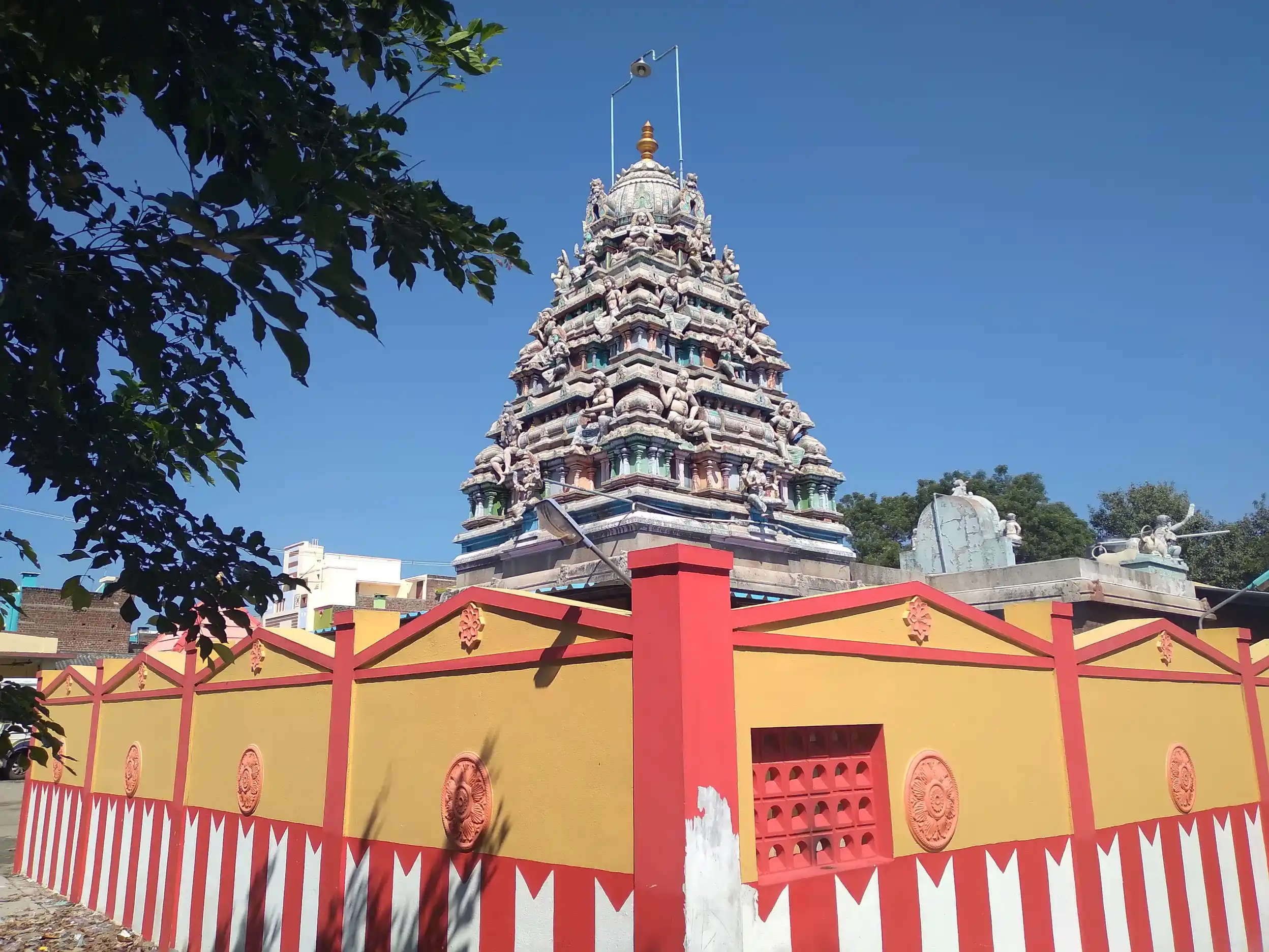 Arulmigu Kaariyamman Temple, North Side In The Village, Maruthanatham - 626005 அருள்மிகு காளியம்மன் திருக்கோயில், கிராமத்தின் வடபுரம், மருதநத்தம் கிராமம் - 626005, Virudhunagar - Ancient Temple Architecture and History Image 3