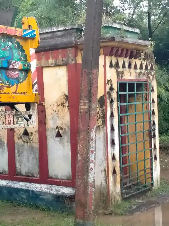 Arulmigu Kaarunya Vinayagar Temple, Azhaku Samuthiram - 603405 அருள்மிகு காருண்ய விநாயகர் திருக்கோயில், அழகுசமுத்திரம் - 603405, Chengalpattu - Ancient Temple Architecture and History Image 3