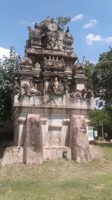 Arulmigu Kaasi Vishvanaathaswamy Temple, Panchatthi - 614616 அருள்மிகு காசிவிஸ்வநாதசுவாமி திருக்கோயில், Panchatthi - 614616, Pudukkottai - Ancient Temple Architecture and History Image 9