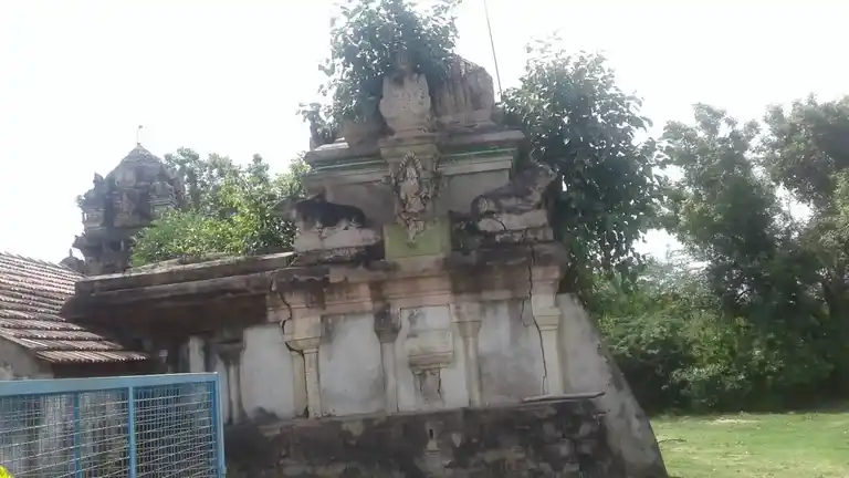 Arulmigu Kaasi Vishvanaathaswamy Temple, Panchatthi - 614616 அருள்மிகு காசிவிஸ்வநாதசுவாமி திருக்கோயில், Panchatthi - 614616, Pudukkottai - Ancient Temple Architecture and History Image 11