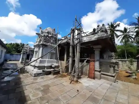 Arulmigu Kaathayi Amman Temple, Kathiruppu - 609109 அருள்மிகு காத்தாயியம்மன் திருக்கோயில், Sirkali - 609109, Mayiladuthurai - Ancient Temple Architecture and History Image 5