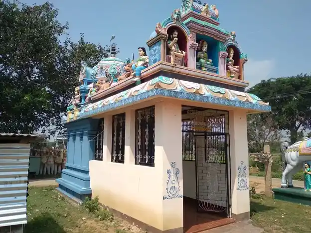 Arulmigu Kaatthaayi Amman Temple, Perungulam - 614629 அருள்மிகு காத்தாயி அம்மன் திருக்கோயில், Perungulam - 614629, Pudukkottai - Ancient Temple Architecture and History Image 4