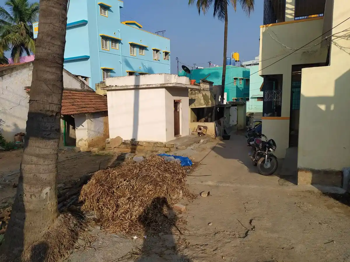 Arulmigu Kabalamma Temple, Kalugondapalli - 635114 அருள்மிகு கபாலம்மா திருக்கோயில், Kalugondapalli - 635114, Krishnagiri - Ancient Temple Architecture and History Image 4