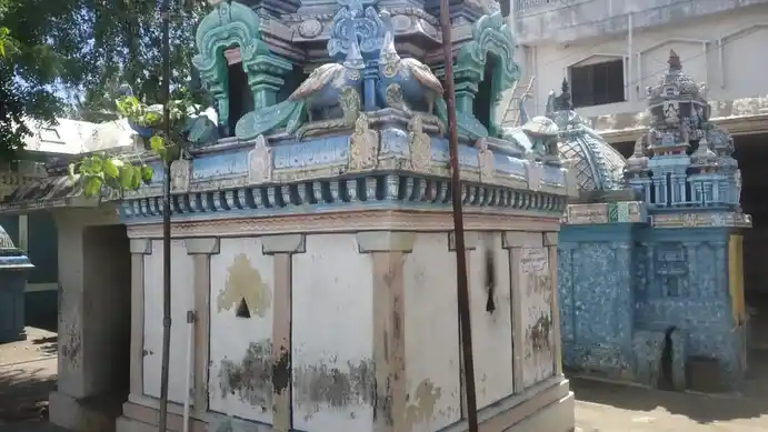 Arulmigu Kabileswarar Tempel, Vijayapuram - 610001 அருள்மிகு கபிலேஸ்வரர் திருக்கோயில், விஜயபுரம் - 610001, Thiruvarur - Ancient Temple Architecture and History Image 5