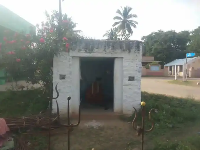 Arulmigu Kadakaliamman Temple, Barur - 635204 அருள்மிகு கட காளியம்மன் திருக்கோயில், பாருர் - 635204, Krishnagiri - Ancient Temple Architecture and History Image 4