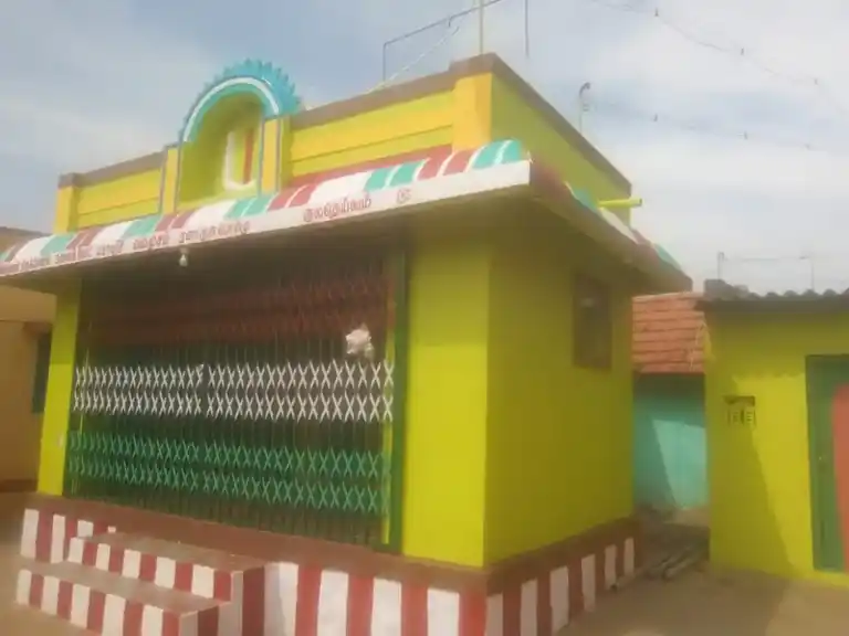 Arulmigu Kadavaakuruchi Perumal Temple, Veelinaickenpatty - 624219 அருள்மிகு கடவாகுறிச்சி பெருமாள் திருக்கோயில், Veelinaickenpatty - 624219, Dindigul - Ancient Temple Architecture and History Image 2