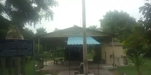 Arulmigu Kadhambavaneswarar Temple, Erumbur - 608704 அருள்மிகு கதம்பவனேஸ்வரர் திருக்கோயில், Erumbur - 608704, Cuddalore - Ancient Temple Architecture and History Image 3