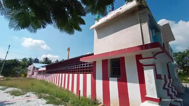 Arulmigu Kadhir Narasingaperumal Temple, V. Metupatti - 624306 Arulmigu Kadhir Narasingaperumal Temple, V. Metupatti - 624306, Dindigul - Ancient Temple Architecture and History Image 4