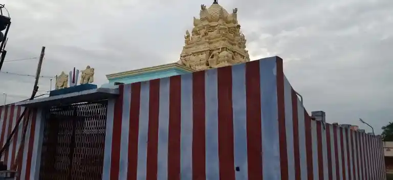 Arulmigu Kadhirayaperumal Temple, Kuttinaickenpatti, Omalur - 636305 Arulmigu Kadhirayaperumal Temple, Kuttinaickenpatti, Omalur - 636305, Salem - Ancient Temple Architecture and History Image 4