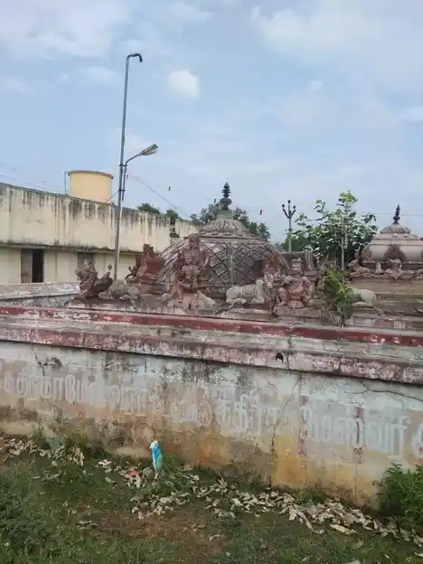 Arulmigu Kadhirkameswarar Temple, Thirumalairayasamuthiram, Pudukkottai Taluk - 622303