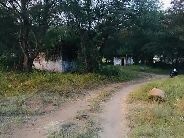 Arulmigu Kadiri Narasimma Swamy Temple, Alepuram - 636810 அருள்மிகு கதிரிநரசிம்மசாமி திருக்கோயில், Alepuram - 636810, Dharmapuri - Ancient Temple Architecture and History Image 5