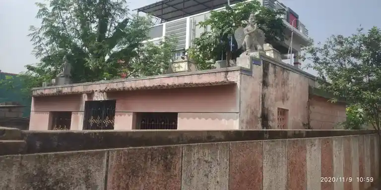 Arulmigu Kadiri Narasimma Swamy Temple, Near Pennagaram Court, Peyalmari - 636810 அருள்மிகு கதிரி நரசிம்மசாமி திருக்கோயில், Near Pennagaram Court, Peyalmari - 636810, Dharmapuri - Ancient Temple Architecture and History Image 3