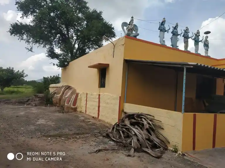 Arulmigu Kadiri Perumal Temple, Ittanahalli - 636810 அருள்மிகு கதிரி பெருமாள் திருக்கோயில், Ittanahalli - 636810, Dharmapuri - Ancient Temple Architecture and History Image 4